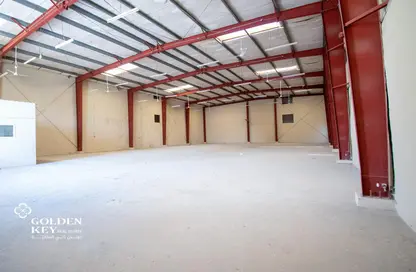 Warehouse - Studio - 7 Bathrooms for rent in Industrial Area 1 - Industrial Area - Doha