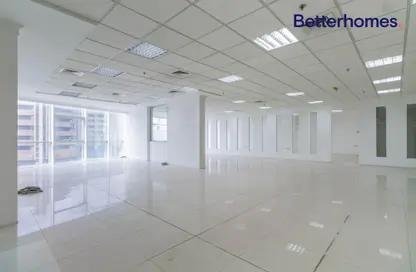 Empty Room image for: Office Space - Studio - 2 Bathrooms for rent in Najma street - Old Airport Road - Doha, Image 1