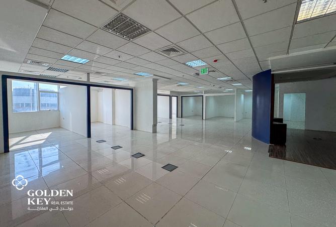 937185 - Property Image 2