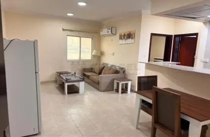 Apartment - 1 Bedroom - 2 Bathrooms for rent in Umm Ghuwailina - Doha