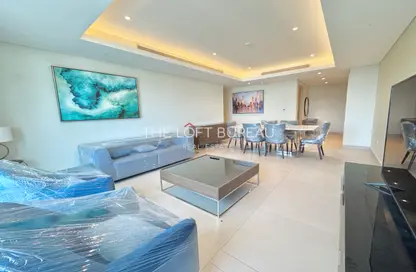 Apartment - 2 Bedrooms - 3 Bathrooms for rent in Abraj Bay - Abraj Quartiers - The Pearl Island - Doha