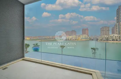 Apartment - 1 Bedroom - 2 Bathrooms for rent in Gewan Island - The Pearl Island - Doha
