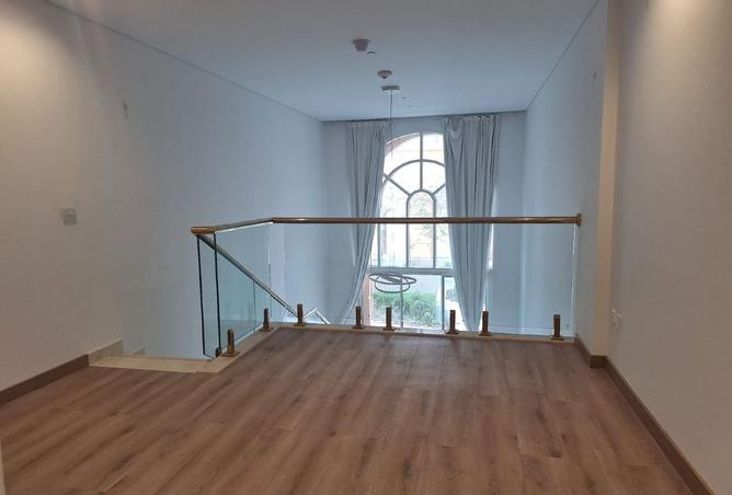 963607 - Property Image 2