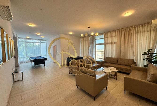 1005749 - Property Image 2