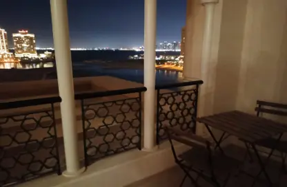 Apartment - 2 Bedrooms - 3 Bathrooms for rent in Viva West - Viva Bahriyah - The Pearl Island - Doha