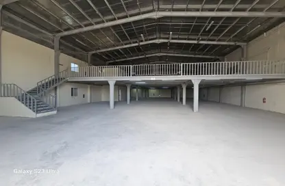 Warehouse - Studio - 2 Bathrooms for rent in Industrial Area 5 - Industrial Area - Industrial Area - Doha