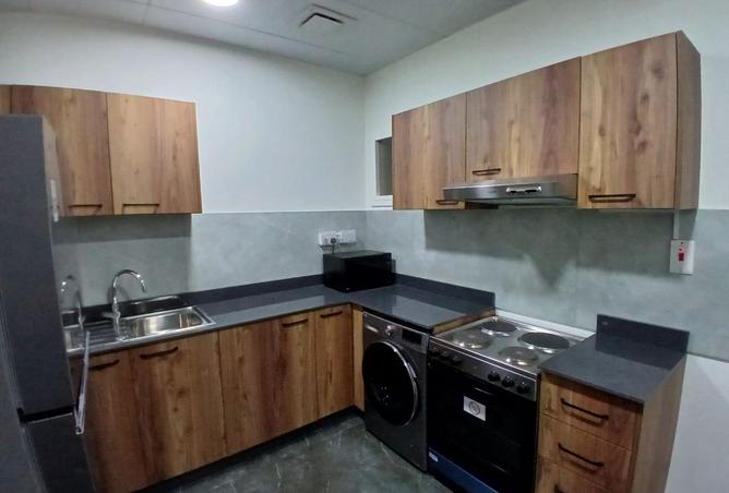 995579 - Property Image 3