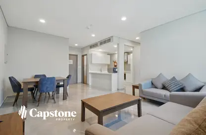 Apartment - 2 Bedrooms - 3 Bathrooms for rent in Giardino Villas - The Pearl Island - Doha