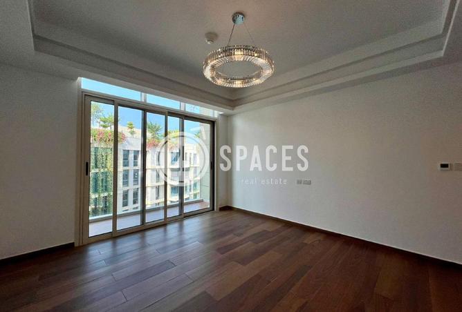 948515 - Property Image 2