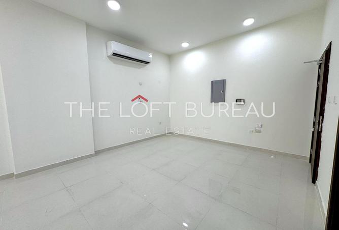 958551 - Property Image 3