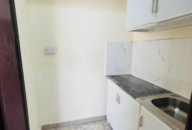 952817 - Property Image 2