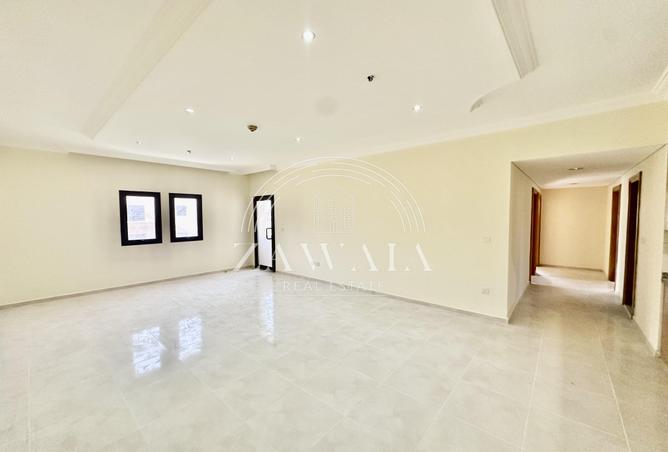 937548 - Property Image 2