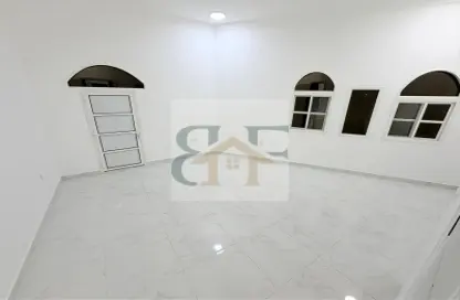 Apartment - Studio - 1 Bathroom for rent in Al Aziziyah - Al Aziziyah - Doha