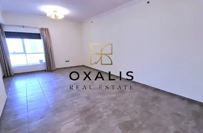 Apartment - 2 Bedrooms - 3 Bathrooms for rent in Marina Tower 07 - Marina District - Lusail