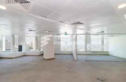 مساحات مكتبية - استوديو - 5 حمامات للايجار في برج البراحة - منطقة المارينا - الوسيل