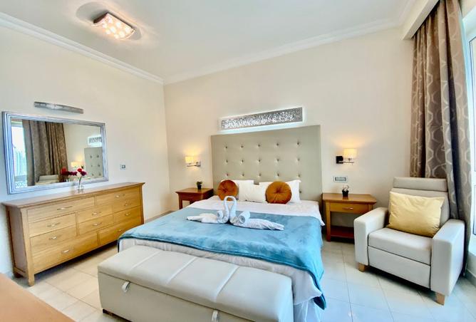 902909 - Property Image 2