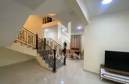 فيلا - 6 غرف نوم - 5 حمامات للبيع في Al Sakhama - الدوحة