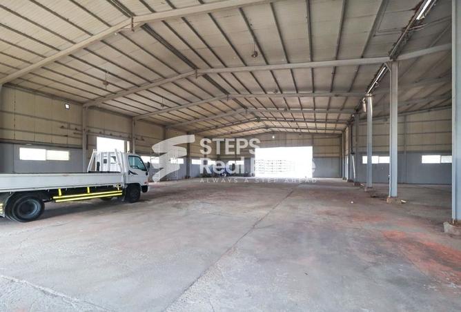 933404 - Property Image 2