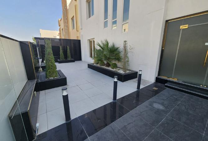 1008585 - Property Image 3