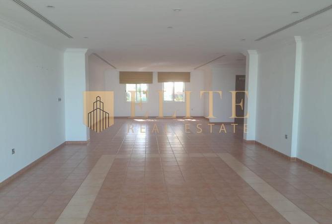 941797 - Property Image 2