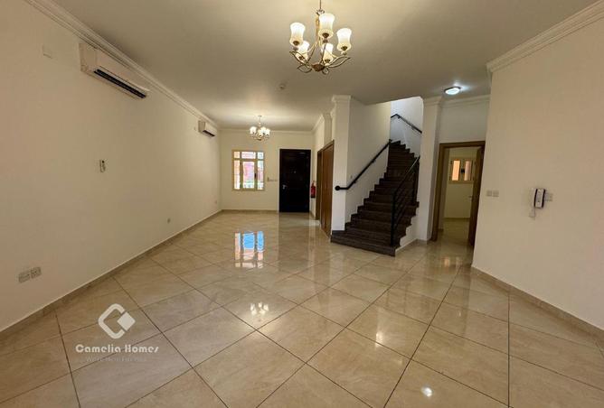 927189 - Property Image 2