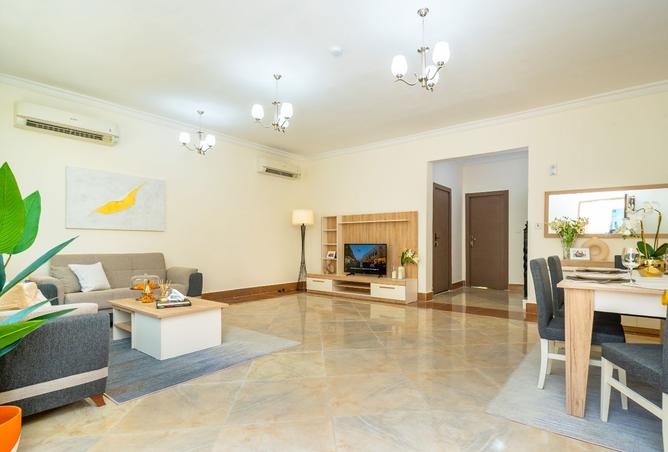 975097 - Property Image 2