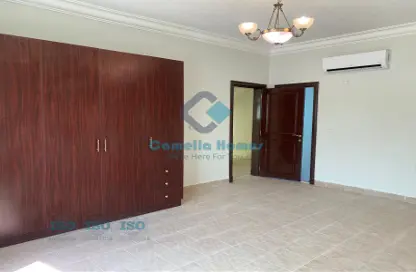 Empty Room image for: Villa - 5 Bedrooms - 4 Bathrooms for rent in Street 871 - Al Duhail South - Al Duhail - Doha, Image 1