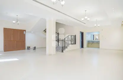 Villa - 3 Bedrooms - 4 Bathrooms for rent in Souk Al gharaffa - Al Gharrafa - Doha