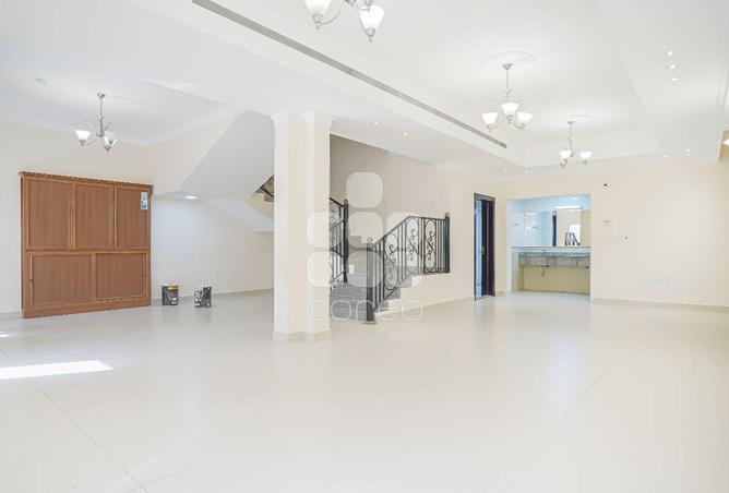 975126 - Property Main Image