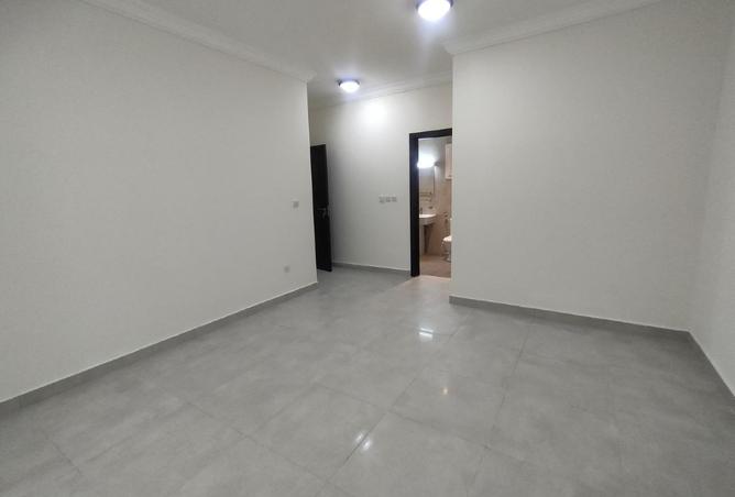982741 - Property Main Image