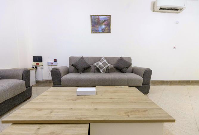 718389 - Property Image 3