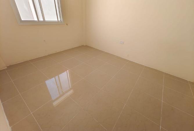 960797 - Property Image 3