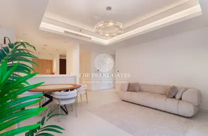Apartment - 1 Bedroom - 2 Bathrooms for rent in Crystal Residence - The Pearl Island - Doha