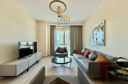 Apartment - 1 Bedroom - 2 Bathrooms for rent in Viva West - Viva Bahriyah - The Pearl Island - Doha
