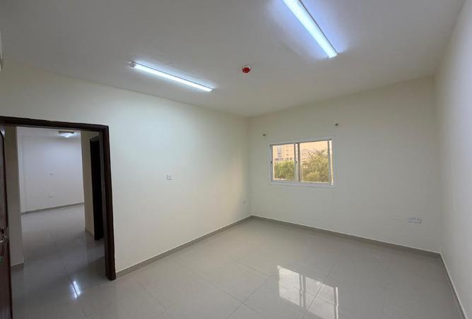 975609 - Property Image 3