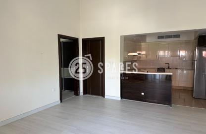 Apartment - 2 Bedrooms - 3 Bathrooms for rent in Carnaval - Qanat Quartier - The Pearl Island - Doha
