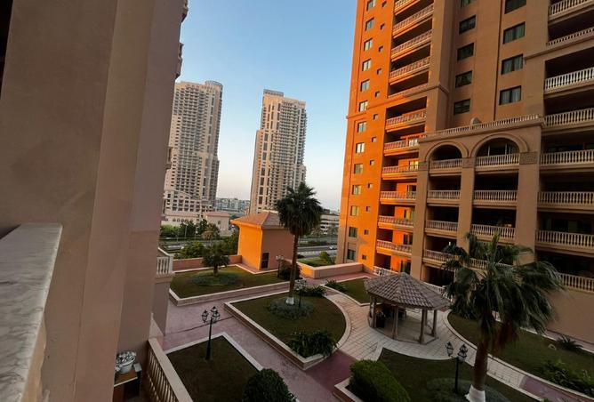 965297 - Property Image 2