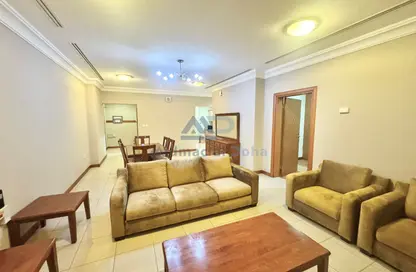 Apartment - 2 Bedrooms - 3 Bathrooms for rent in West Bay Tower - West Bay - West Bay - Doha