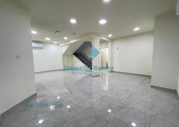 صورةغرفة فارغة لـ: فيلا - 6 غرف نوم - 5 حمامات للكراء في شارع  بو هامو - أبو هامور - الدوحة, صورة 1
