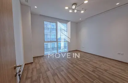 Apartment - 1 Bedroom - 2 Bathrooms for rent in Floresta Gardens - Floresta Gardens - The Pearl Island - Doha