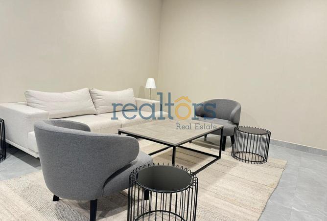 953432 - Property Image 3