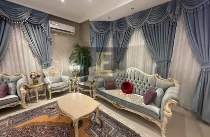 فيلا - 5 غرف نوم - 7 حمامات للبيع في بني هاجر - الريان - الدوحة