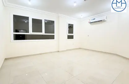 Apartment - 3 Bedrooms - 2 Bathrooms for rent in Al Mansoura - Al Mansoura - Doha