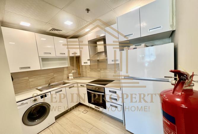951739 - Property Image 2