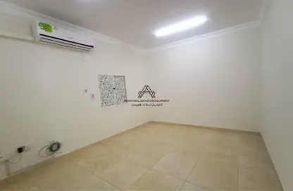 Apartment - Studio - 1 Bathroom for rent in Ain Khaled - Doha