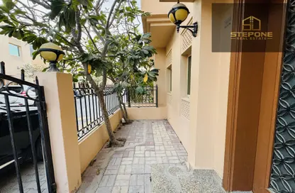 مجمع سكني - 3 غرف نوم - 4 حمامات للايجار في شارع الوعب - الوعب - الدوحة