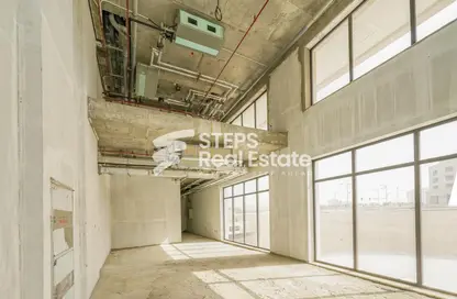 Empty Room image for: Shop - Studio for rent in Lusail City - Lusail, Image 1