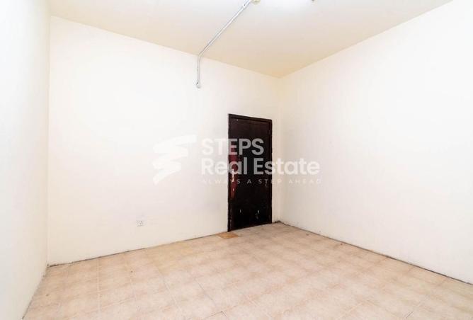 1004670 - Property Image 3