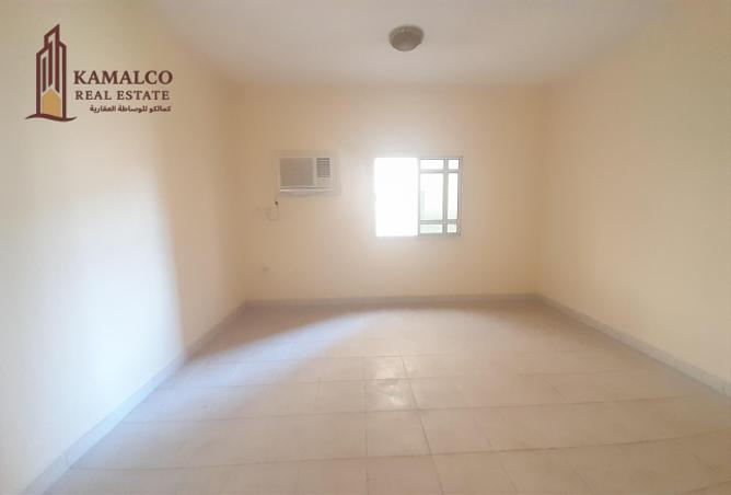 929208 - Property Image 3