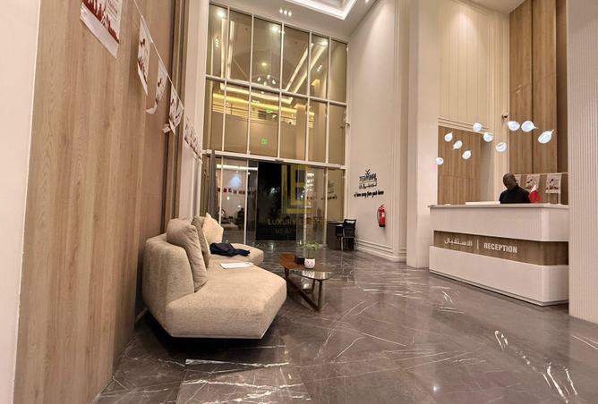 992205 - Property Image 3